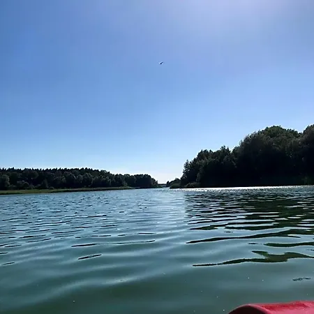 Szálloda Letniskowy 6-osobowy Caloroczny Nad Jeziorem Wilczynskim, Basen, Jaccuzi, Kajaki Rowerki Wodne Bezplatnie, Duzy Plac Zabaw I Wiele Udogodnien Świętne